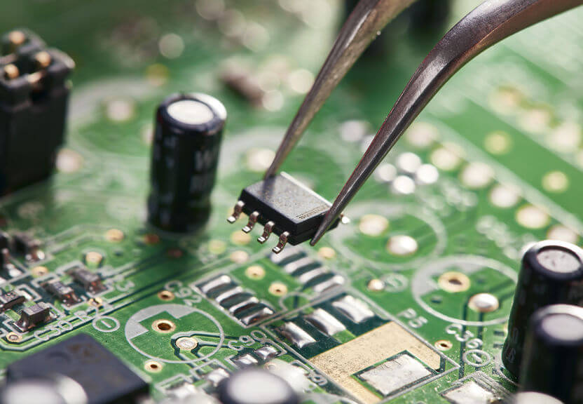 Soluții de curățare industrială pentru electronică și componente electronice – Bio-Circle